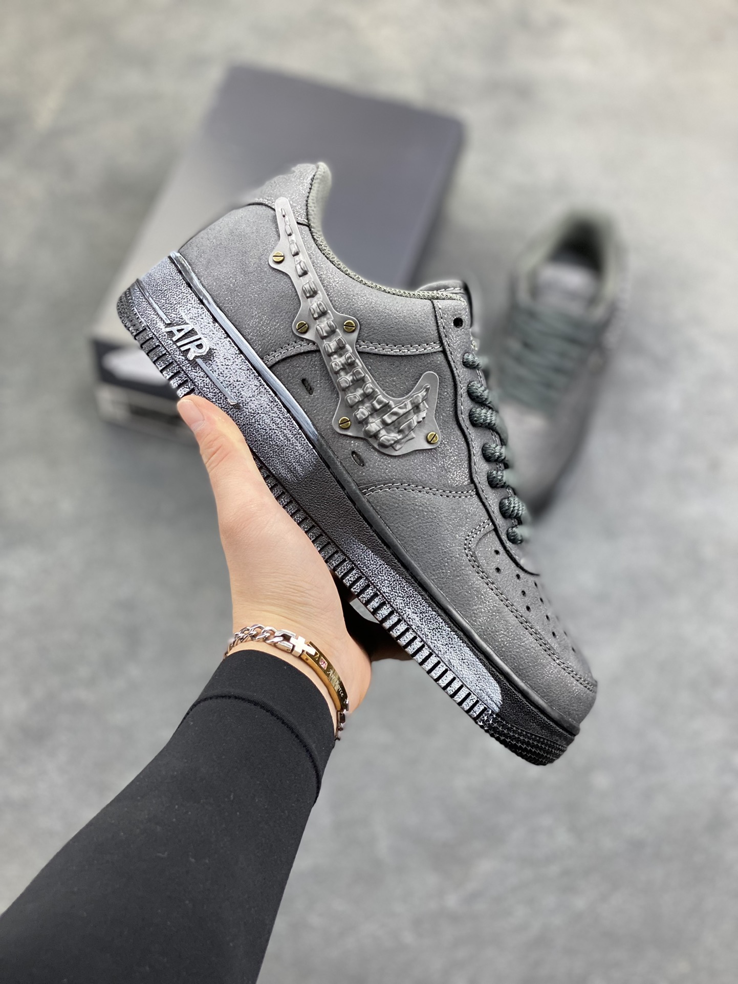 NIke Air Force 1 ‘07 Low 空军一号低帮 运动鞋 休闲鞋 折边针车 工艺难度大 原楦头原纸板 原装鞋盒 定制五金配件 内置全掌气垫 原厂鞋底 货号：IH4965-254 尺码：36 36.5 37.5 38 38.5 39 40 40.5 41 42 42.5 43 44 44.5 45-选品中心