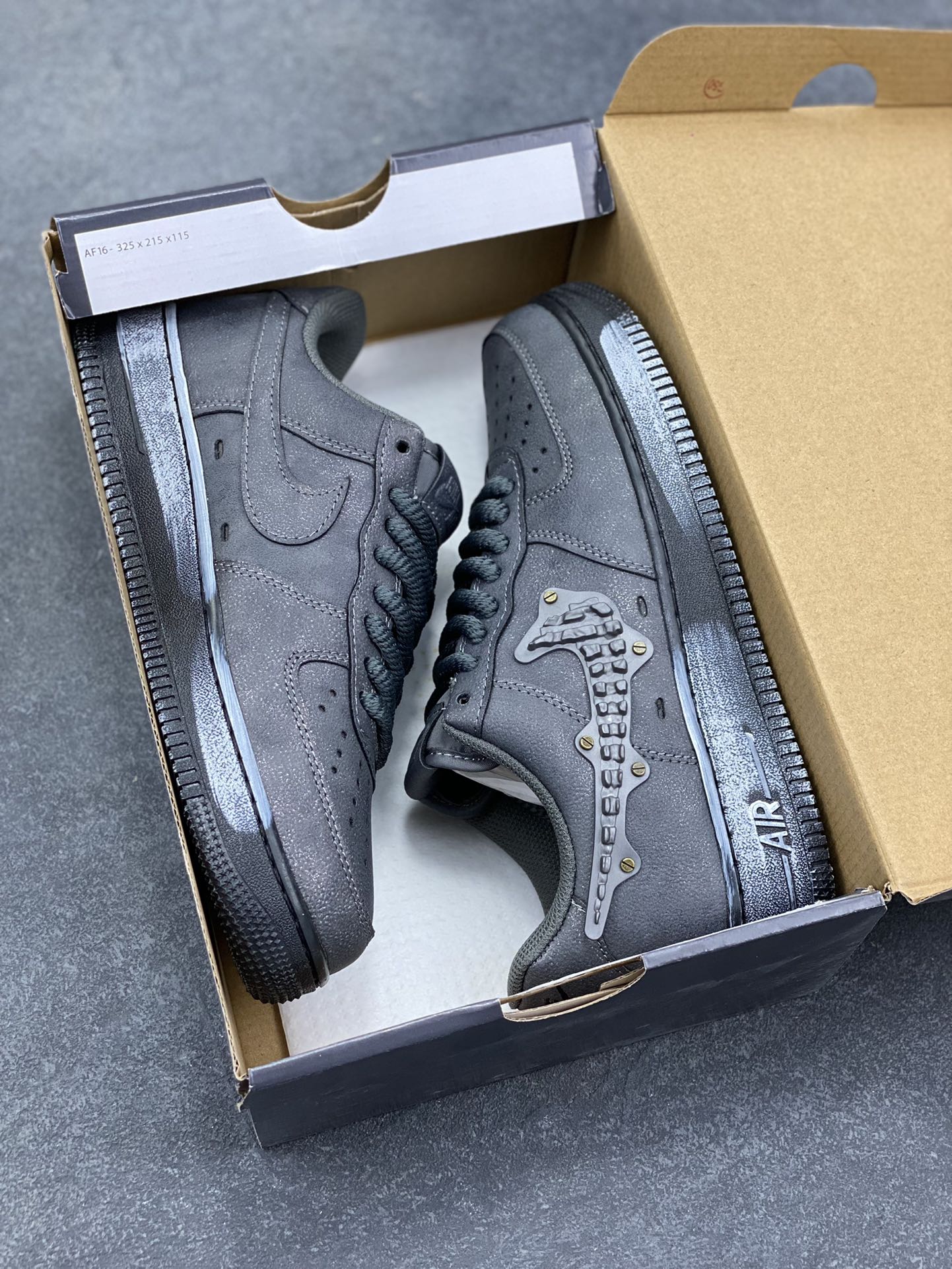 图片[9]-NIke Air Force 1 ‘07 Low 空军一号低帮 运动鞋 休闲鞋 折边针车 工艺难度大 原楦头原纸板 原装鞋盒 定制五金配件 内置全掌气垫 原厂鞋底 货号：IH4965-254 尺码：36 36.5 37.5 38 38.5 39 40 40.5 41 42 42.5 43 44 44.5 45-选品中心