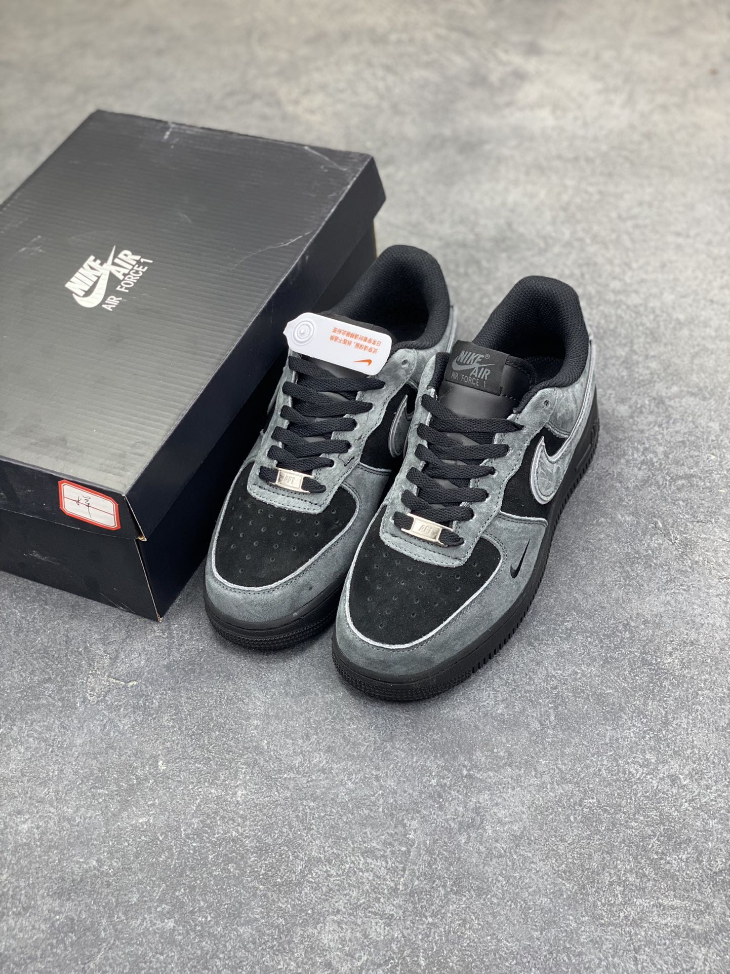 图片[8]-NIke Air Force 1 ‘07 Low 空军一号低帮 运动鞋 休闲鞋 折边针车 工艺难度大 原楦头原纸板 原装鞋盒 定制五金配件 内置全掌气垫 原厂鞋底 货号：CJ9977-101 尺码：36 36.5 37.5 38 38.5 39 40 40.5 41 42 42.5 43 44 44.5 45-选品中心