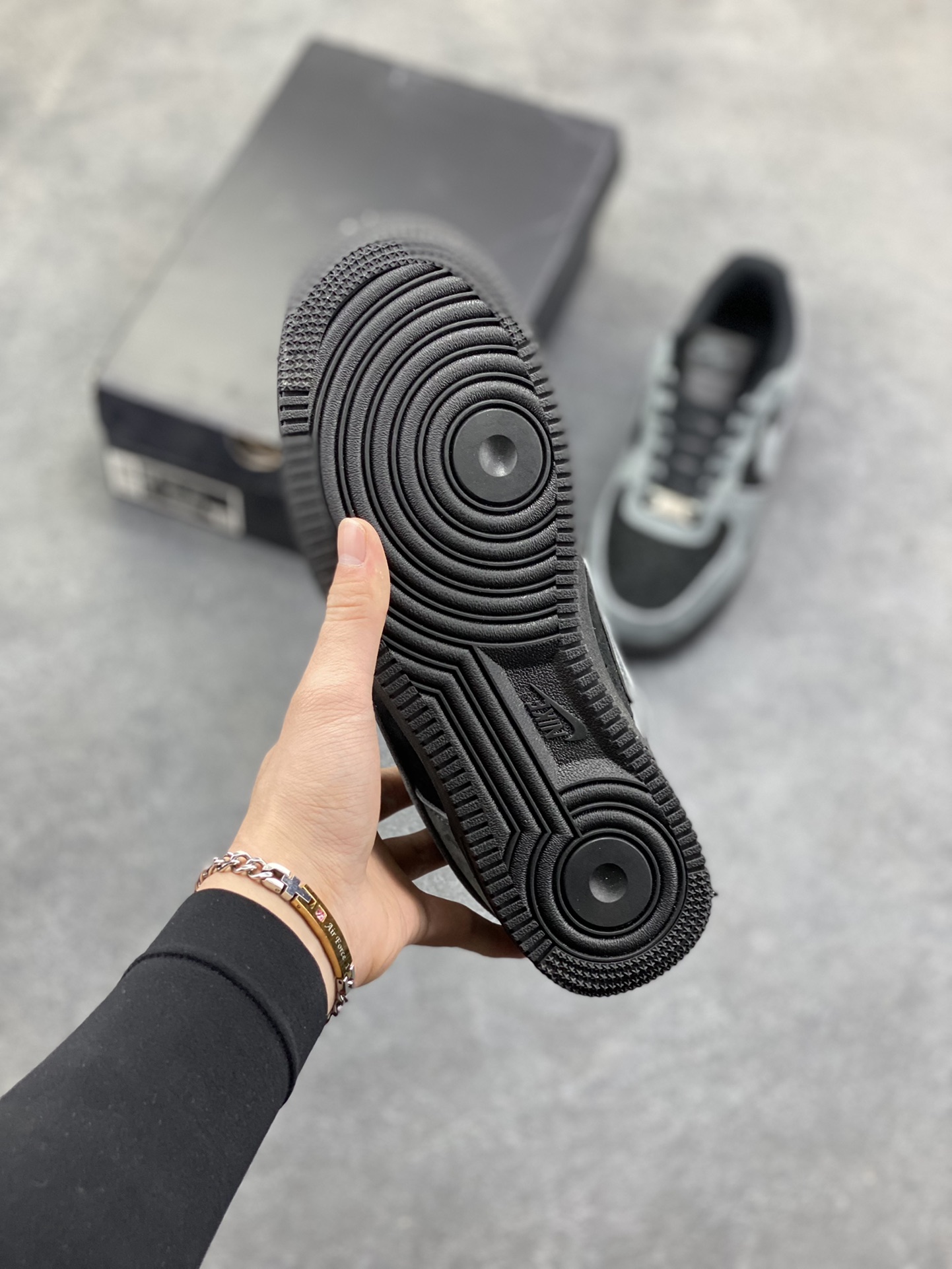 图片[5]-NIke Air Force 1 ‘07 Low 空军一号低帮 运动鞋 休闲鞋 折边针车 工艺难度大 原楦头原纸板 原装鞋盒 定制五金配件 内置全掌气垫 原厂鞋底 货号：CJ9977-101 尺码：36 36.5 37.5 38 38.5 39 40 40.5 41 42 42.5 43 44 44.5 45-选品中心