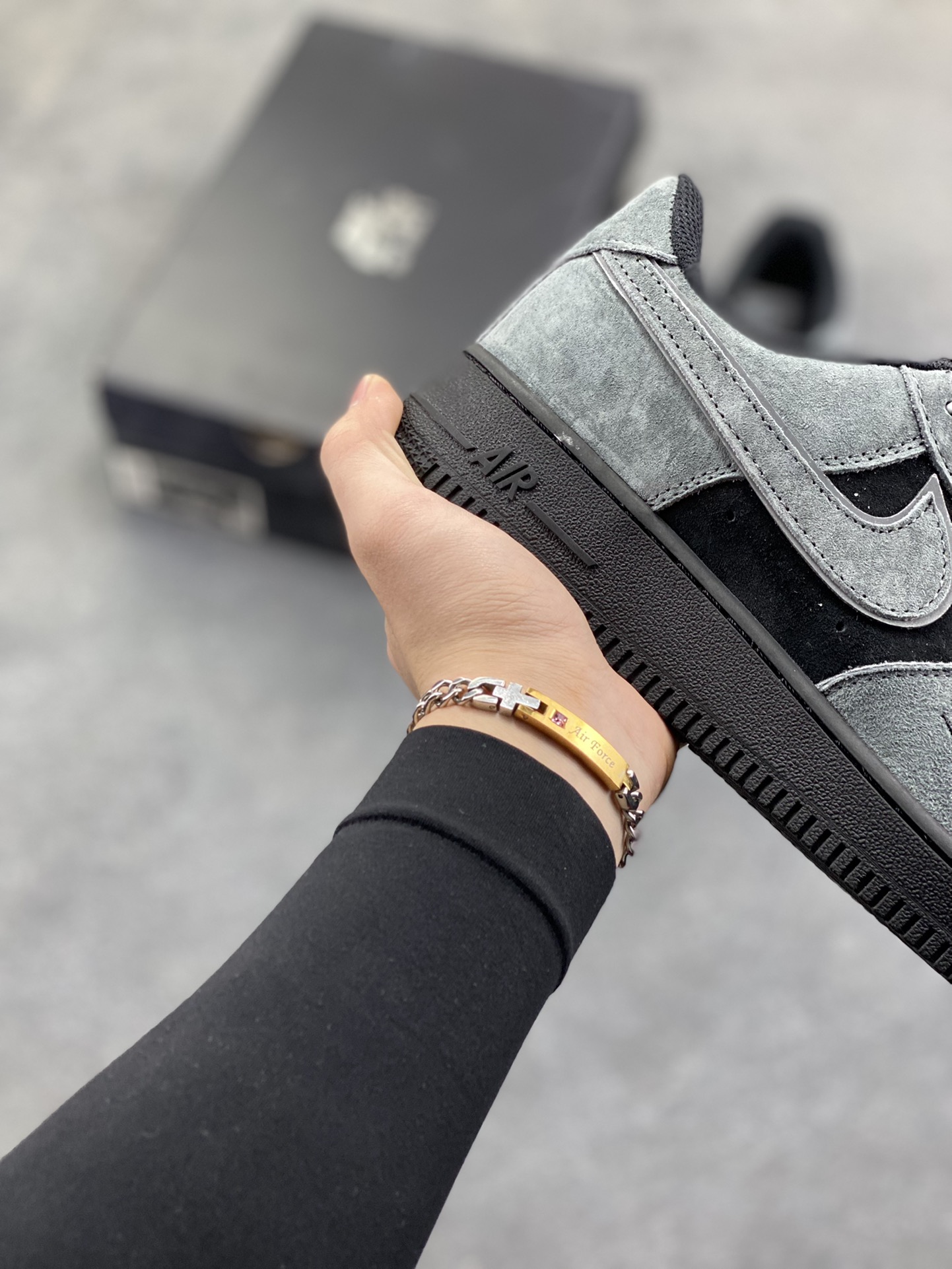 图片[6]-NIke Air Force 1 ‘07 Low 空军一号低帮 运动鞋 休闲鞋 折边针车 工艺难度大 原楦头原纸板 原装鞋盒 定制五金配件 内置全掌气垫 原厂鞋底 货号：CJ9977-101 尺码：36 36.5 37.5 38 38.5 39 40 40.5 41 42 42.5 43 44 44.5 45-选品中心