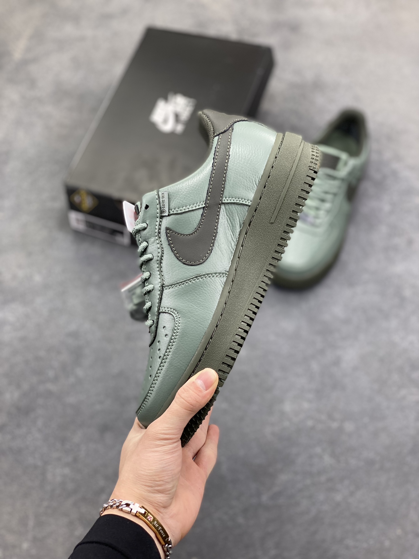图片[3]-NIke Air Force 1 ‘07 Low 空军一号低帮 运动鞋 休闲鞋 折边针车 工艺难度大 原楦头原纸板 原装鞋盒 定制五金配件 内置全掌气垫 原厂鞋底 货号：HV5953-300 尺码：36 36.5 37.5 38 38.5 39 40 40.5 41 42 42.5 43 44 44.5 45-选品中心