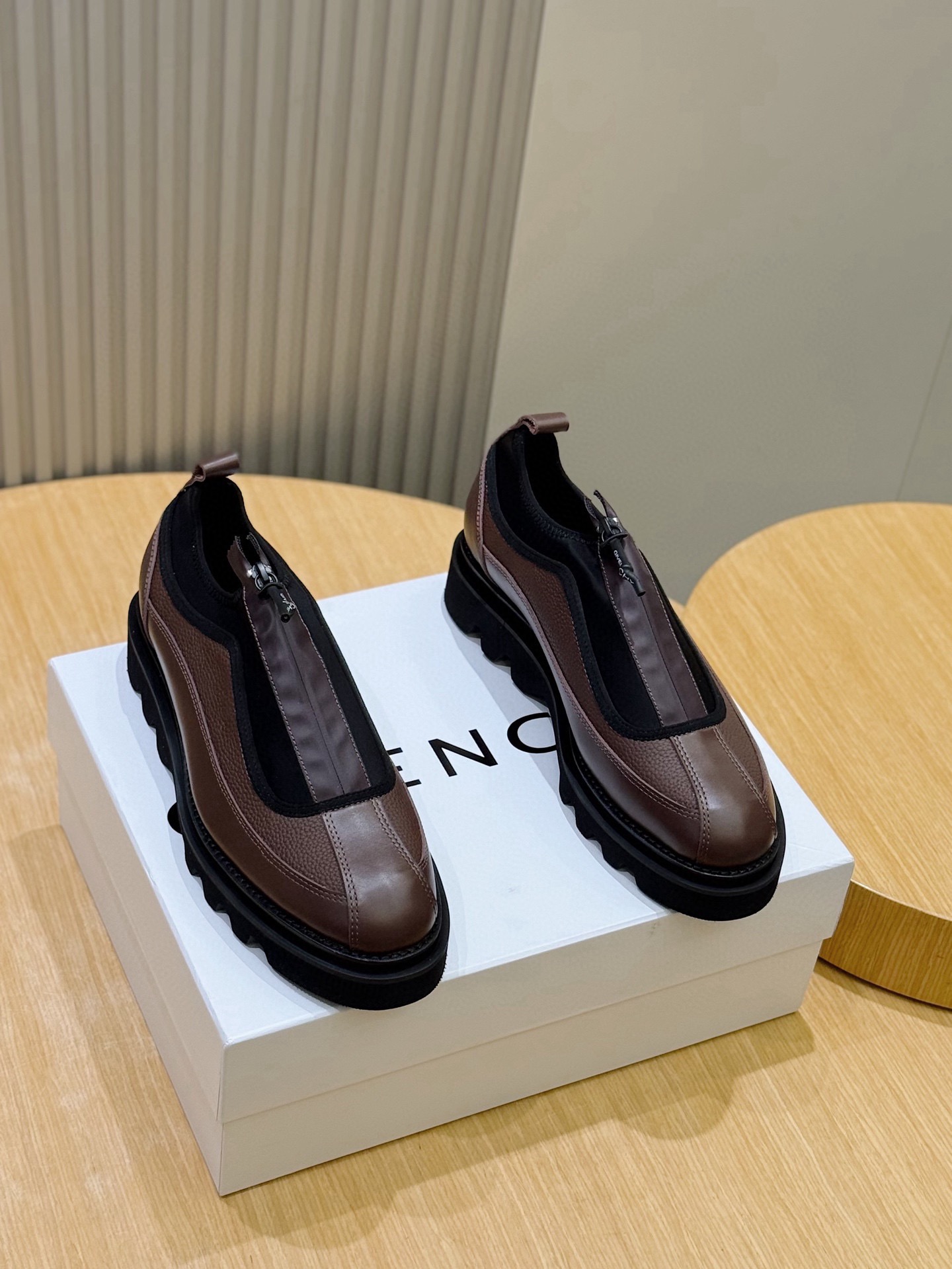 Boots 10851