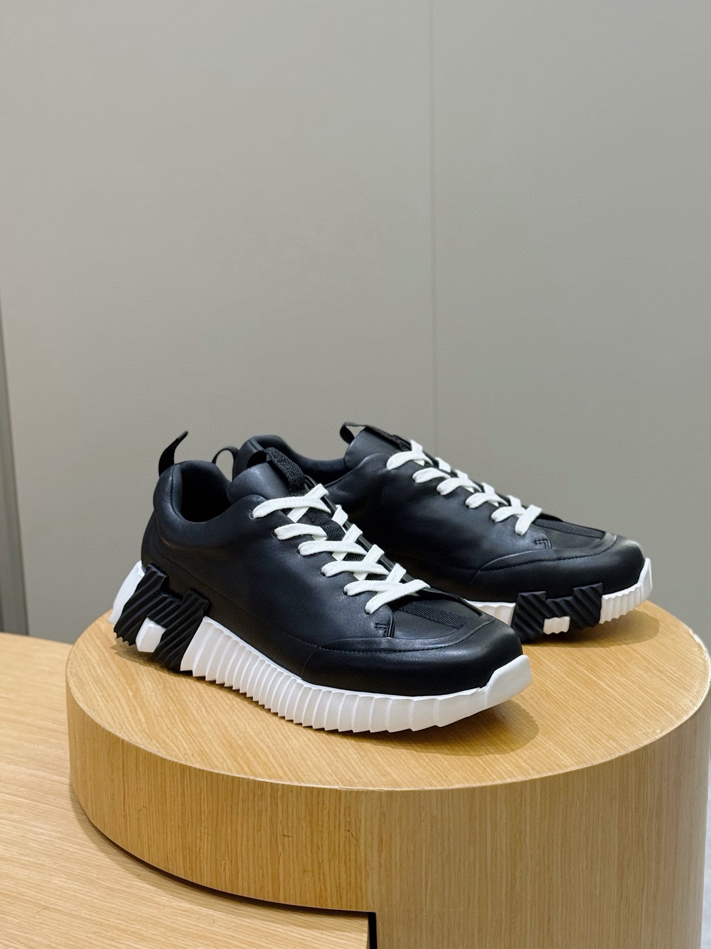 Alternative view of Hermes Sneakers 13482