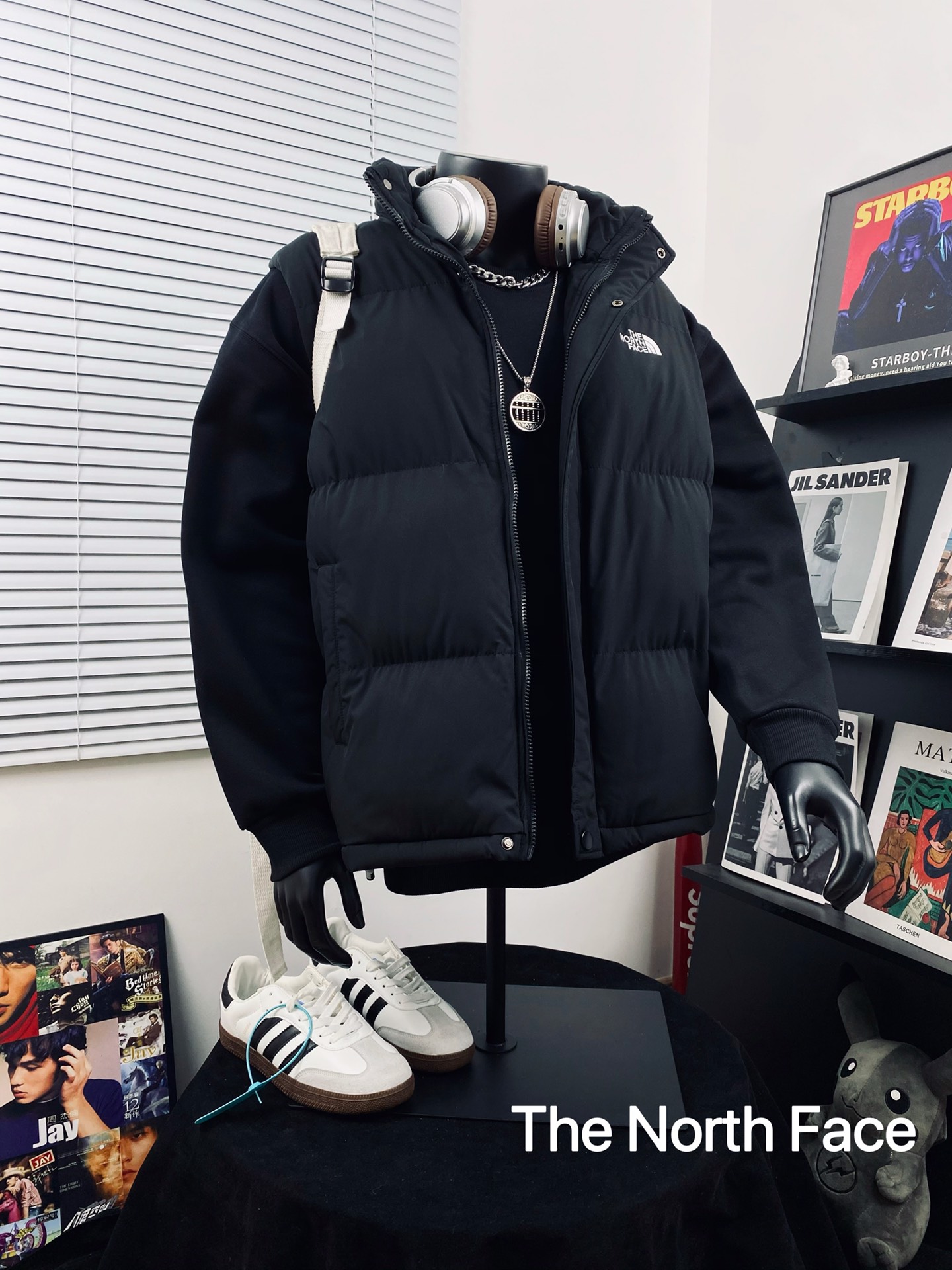 _drB9sQW99v0-A3B8Dz9bvQFpLviBzWgaOjB7EVg