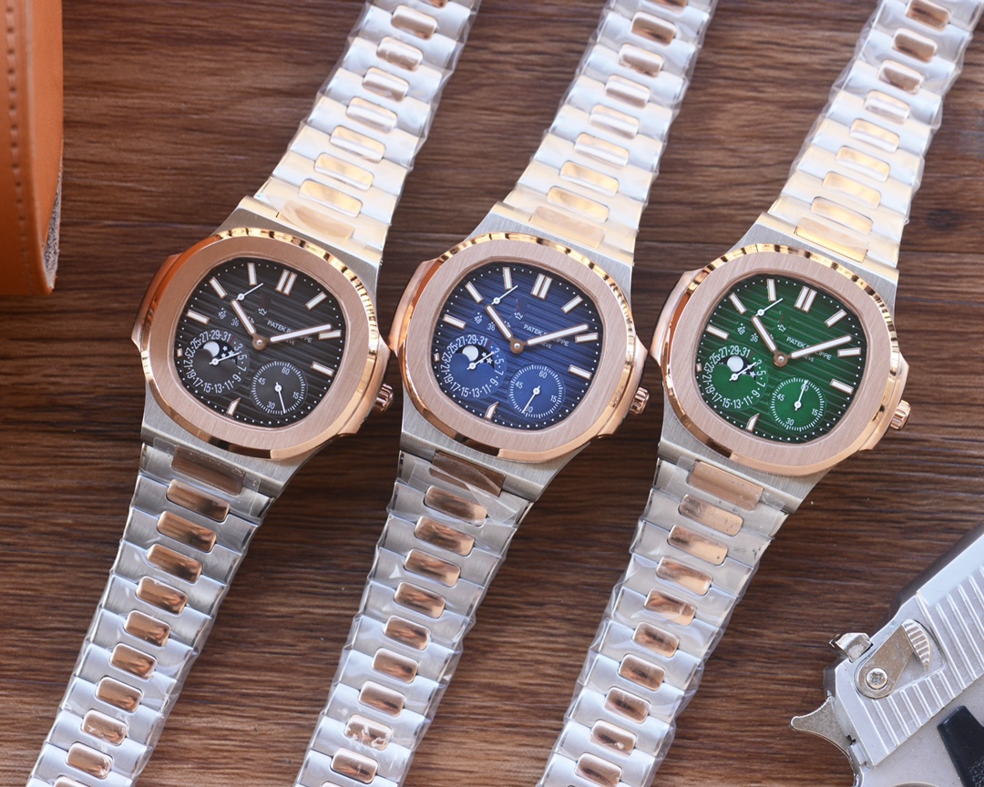 NO:726651,Patek Philippe launches a new series of CUBITUS 5822-001 watches, with power reserve, day of the week and moon phase display functions. This Cubitus bracelet and dial are both classic and fashionable, with a perfect balance of elegance and luxury.  Highlights and features 1. Movement: manual winding movement. 2. Steel band: 316L customized ergonomic strap, new buckle style. 3. Case: size 40mm and thickness only 10mm, which is the diagonal length of the case (i.e. 10 o'clock to 4 o'clock). Because the case is approximately square, the width of the upper and lower sides will be less than this value, so the visual effect is not very large. Shanghai Kinetic Movement,,,patek philippe,bracelet19860909百达翡丽重磅推出新系列CUBITUS 5822-001腕表,动力储存,星期及月相显示功能 这款Cubitus手链及表盘,既经典又时尚,优雅与高级感完美平衡. 亮点特色1机芯:手动上链机芯.2钢带:316L定制级人体工程学表带,新扣款式.3表壳:尺寸40mm毫米厚度仅10mm,为表壳对角线长度(即10点位至4点位),因为表壳近似于方形,上下边的宽度会小于这一数值,所以视觉效果并不是很大.上海动能机芯,,,patek philippe,bracelet,Watch