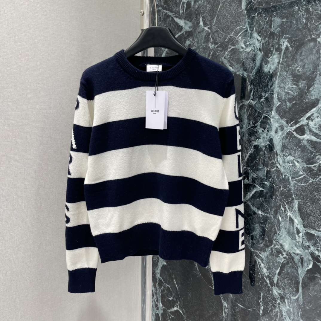 CE 25秋冬新款 条纹系列字母条纹针织毛衣，海军蓝+米白宽条纹，袖子有品牌字母，辨识度超高。羊毛山羊绒