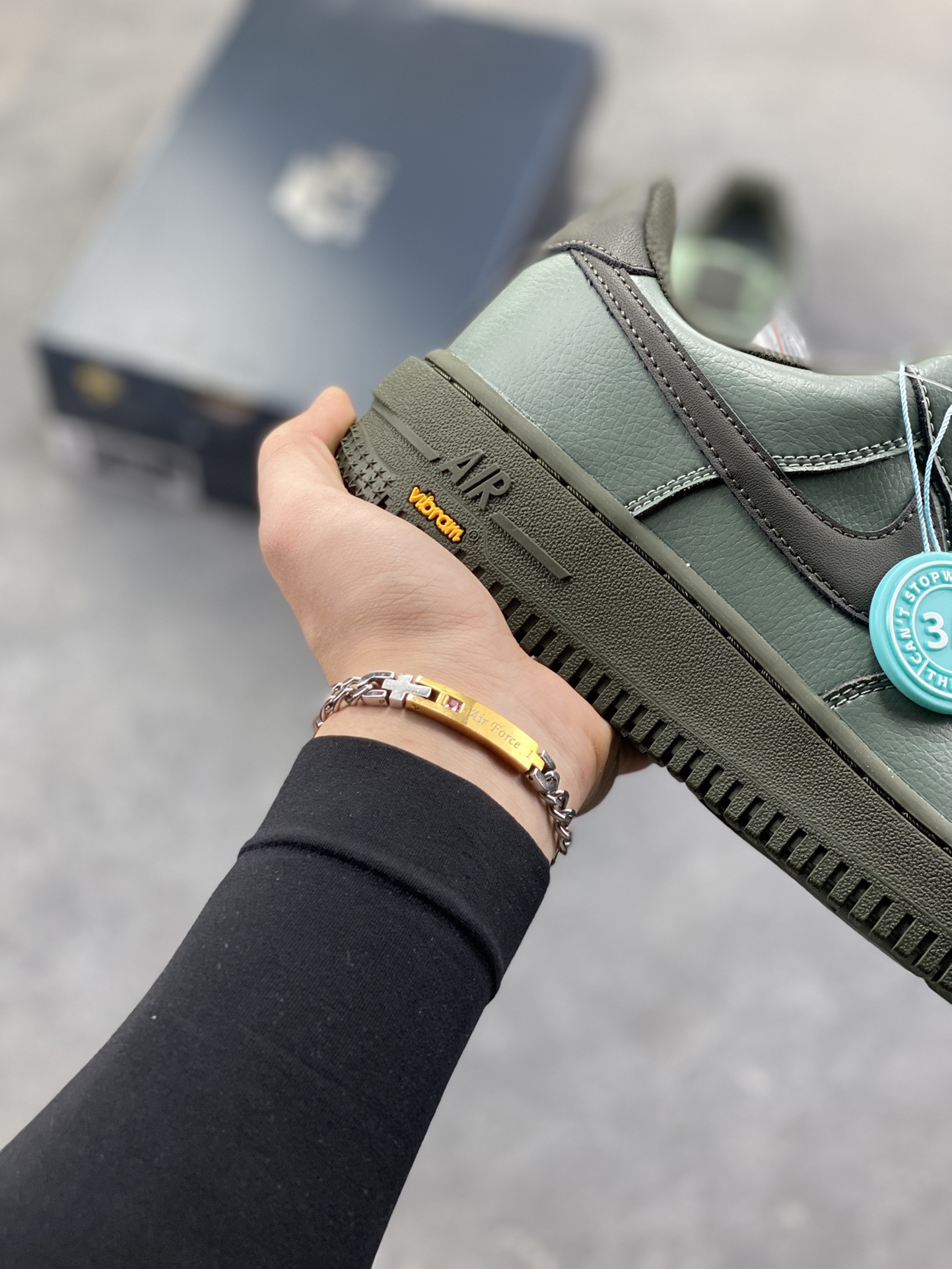 图片[6]-NIke Air Force 1 ‘07 Low 空军一号低帮 运动鞋 休闲鞋 折边针车 工艺难度大 原楦头原纸板 原装鞋盒 定制五金配件 内置全掌气垫 原厂鞋底 货号：HV5953-300 尺码：36 36.5 37.5 38 38.5 39 40 40.5 41 42 42.5 43 44 44.5 45-选品中心