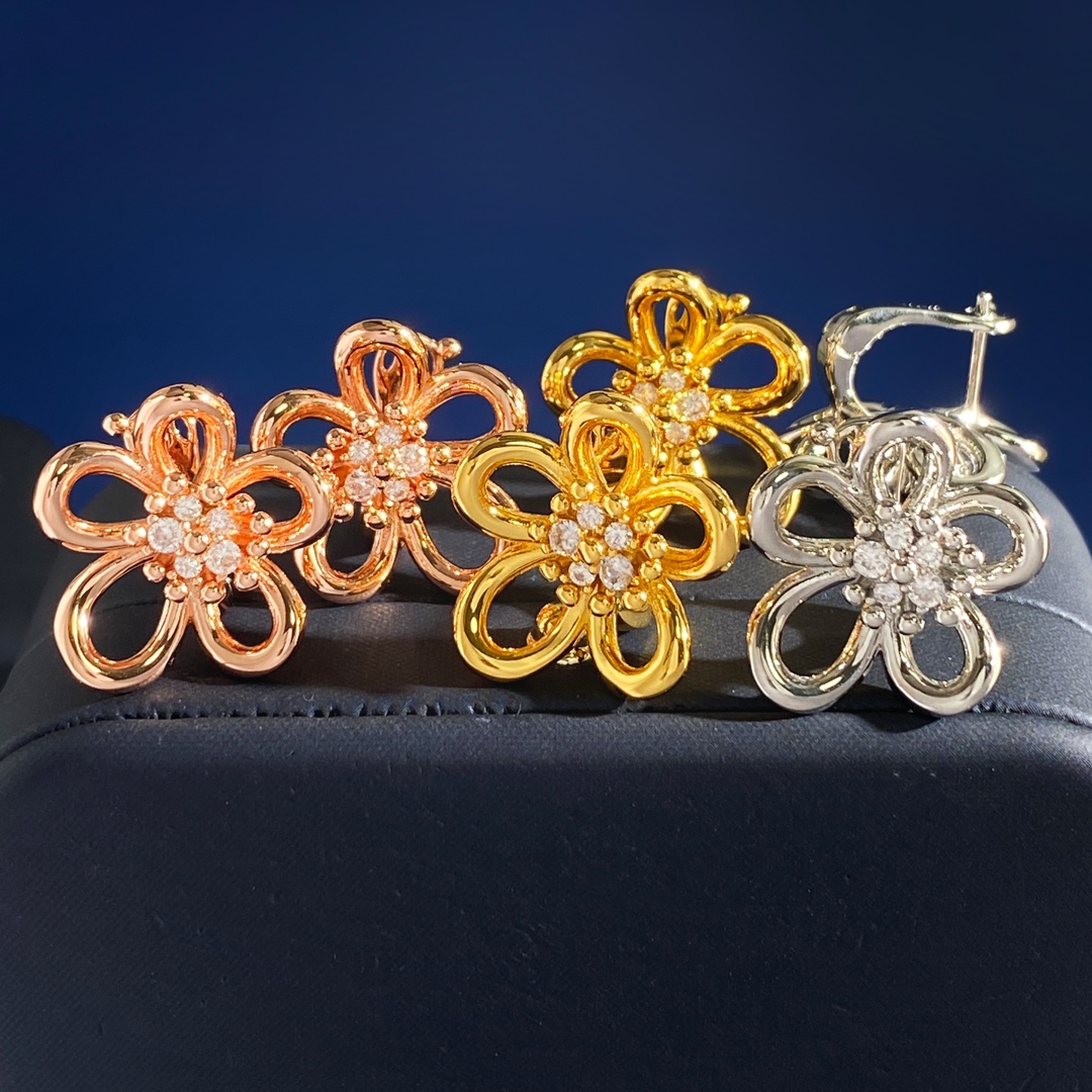 Van Cleef & Arpels Haute Couture Haute Couture Fine Jewelry Necklace