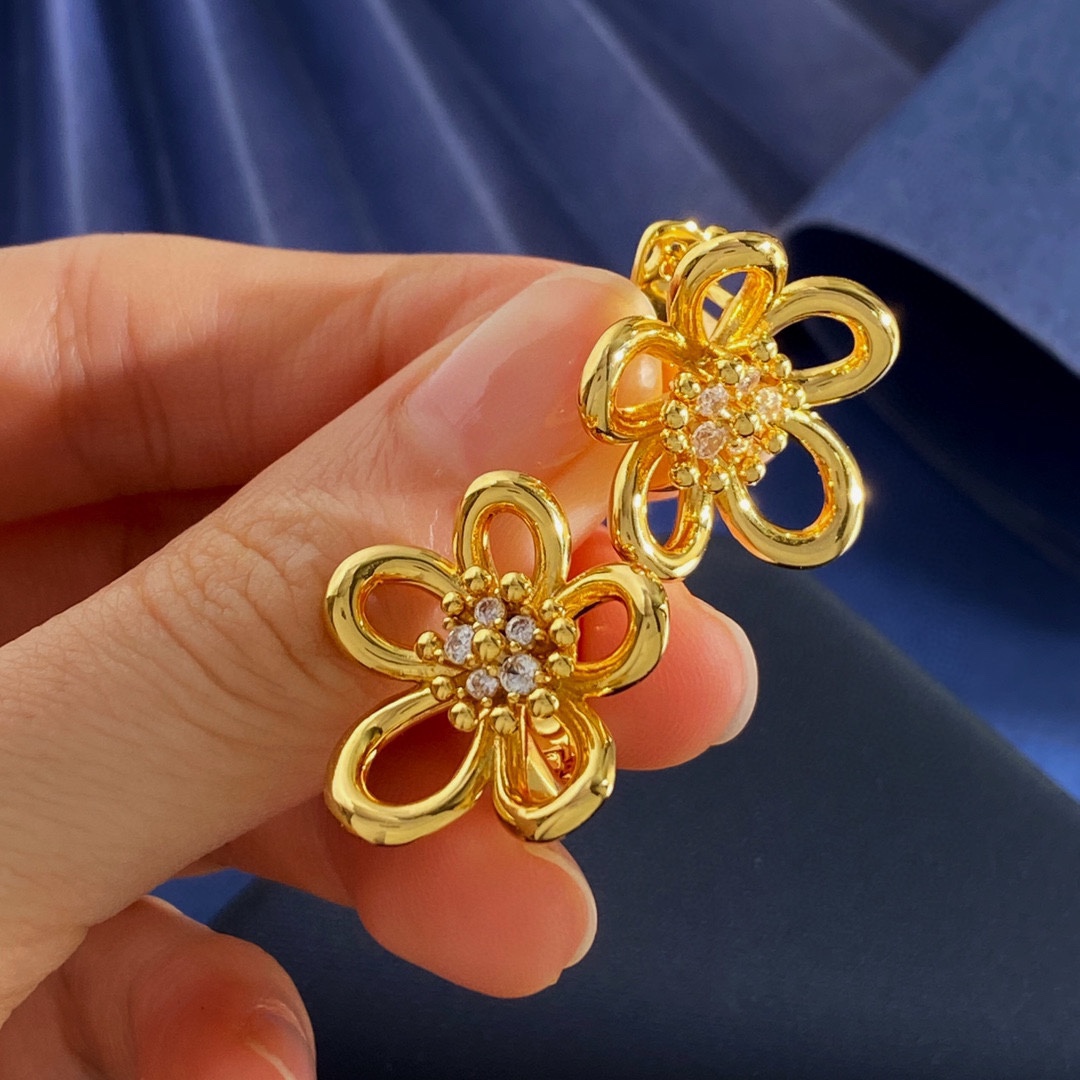 梵克雅宝 Van Cleef & Arpels 高定典藏高定典雅奢华珠宝首饰项链手链戒指 #3363C985 2