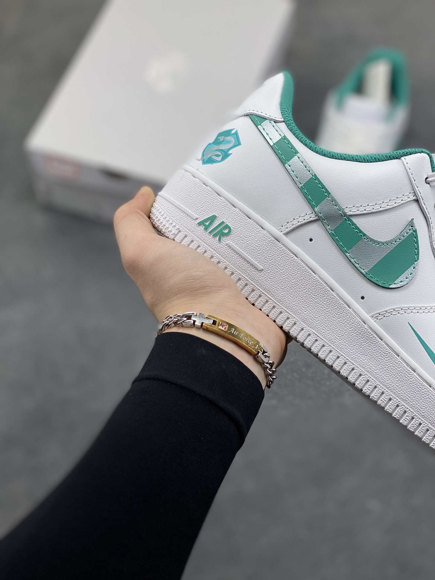 图片[6]-NIke Air Force 1 ‘07 Low “十二生肖”空军一号 低帮 运动鞋 休闲鞋 折边针车 工艺难度大 原楦头原纸板 原装鞋盒 定制五金配件 内置全掌气垫 原厂鞋底 货号：CW2288-111 尺码：36 36.5 37.5 38 38.5 39 40 40.5 41 42 42.5 43 44 44.5 45-选品中心