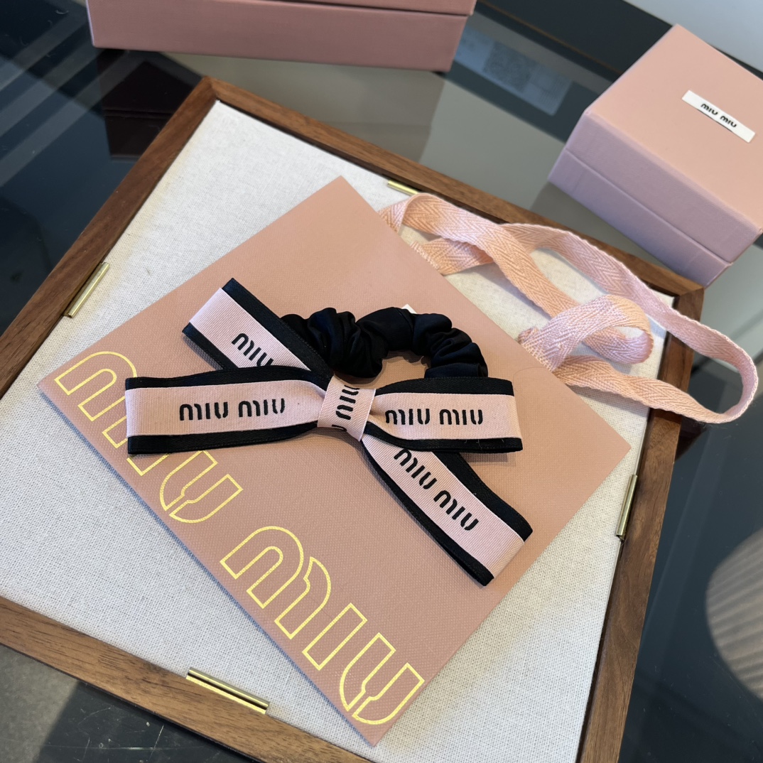 NO:660347,Miu Miumiu new hair tie hairpins, hairpins, miumiu, hairpins19860909缪缪miumiu新款发圈发夹,发夹,miumiu,hairpins,accessory