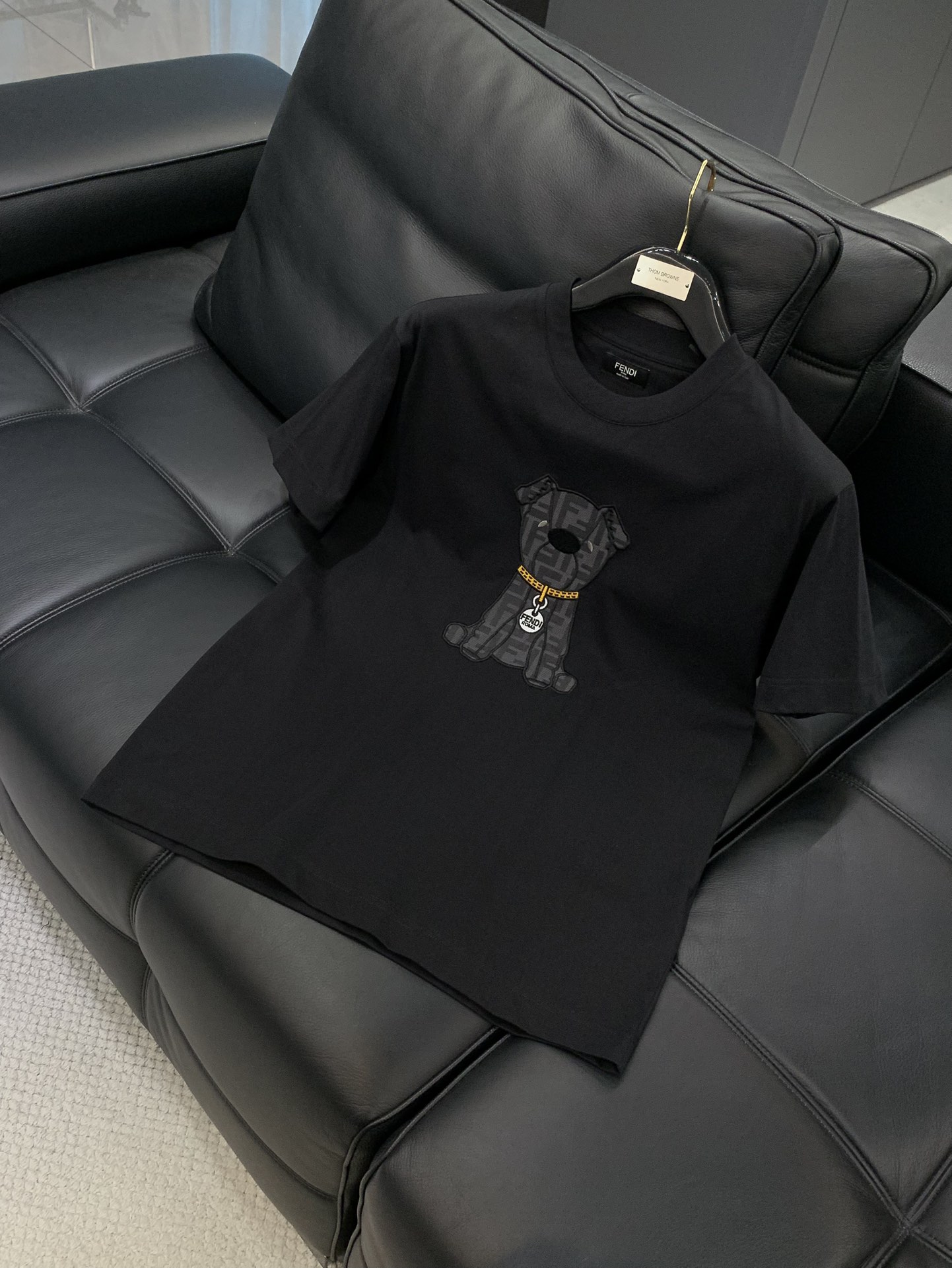 ，FENDI 芬迪，2025夏季最新品，专柜同步有售，原单狠货，时尚休闲圆领短袖T恤，进口原版面料，顶级