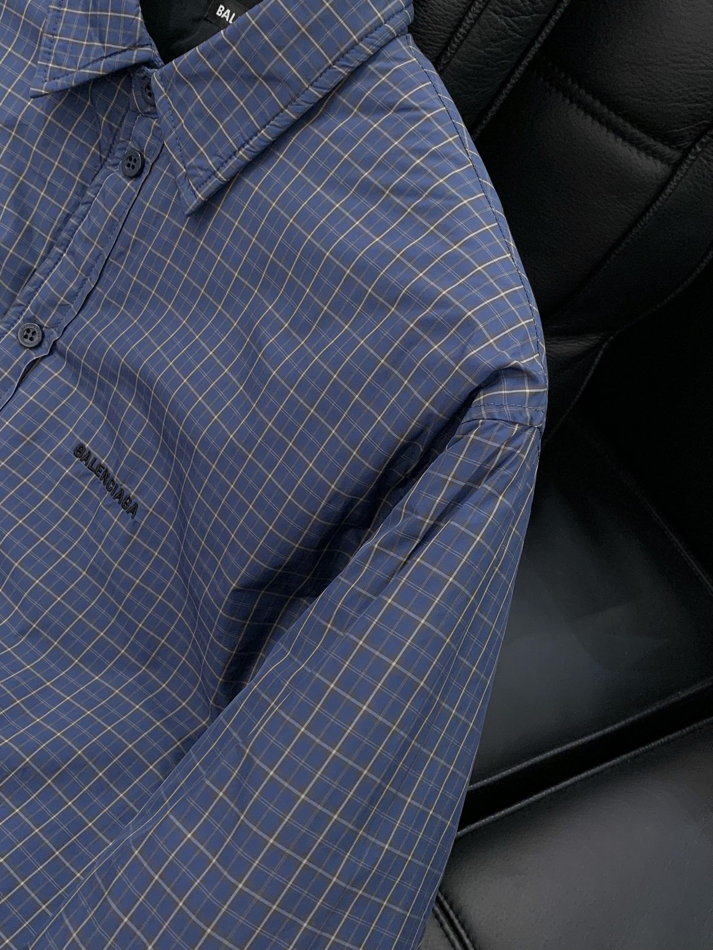 ，Balenciaga 巴黎世家，2025冬季最新款，专柜同步有售，原单狠货，爆款时尚休闲棉服外套，进口