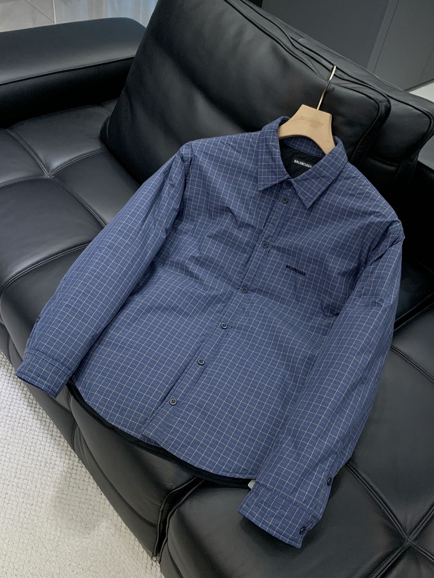 ，Balenciaga 巴黎世家，2025冬季最新款，专柜同步有售，原单狠货，爆款时尚休闲棉服外套，进口