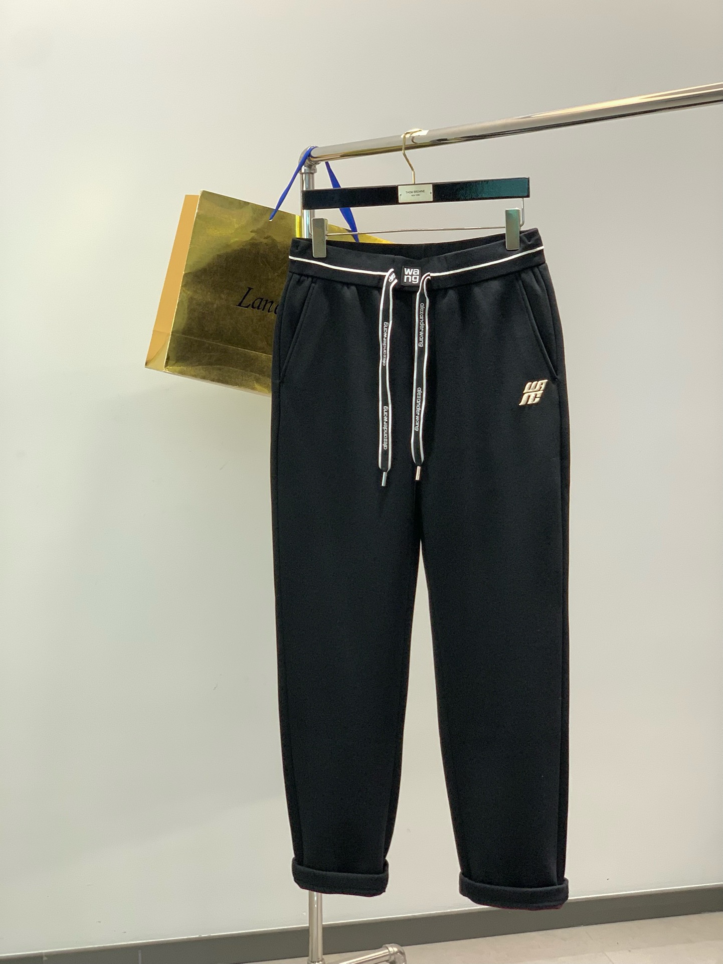 _d8T9sYG2iuZShJssopkT5a56i0FQPLPt7POBI2A