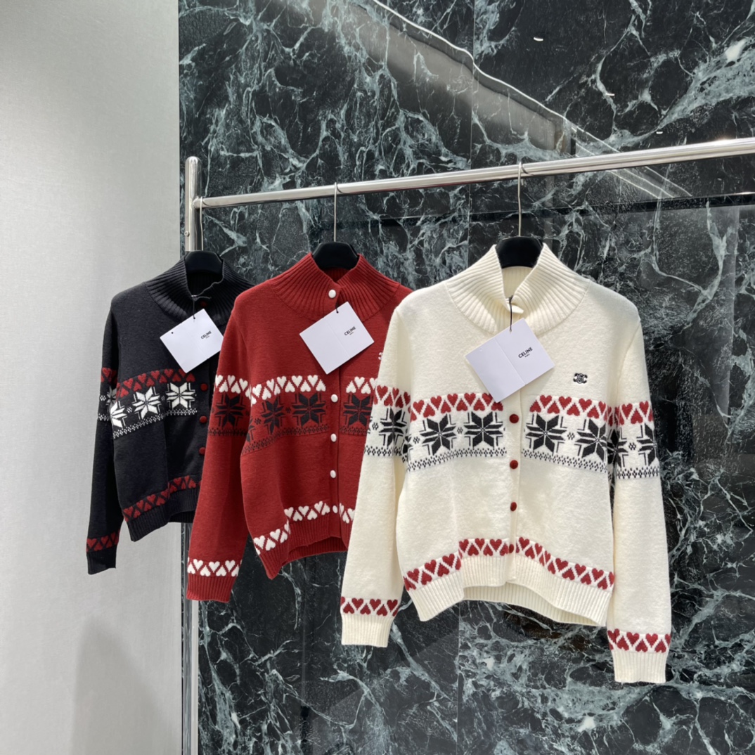 CE 25秋冬新款 费尔岛提花针织开衫 红黑撞色提花 雪花和爱心图案超有节日氛围 高领设计保暖 单排扣方