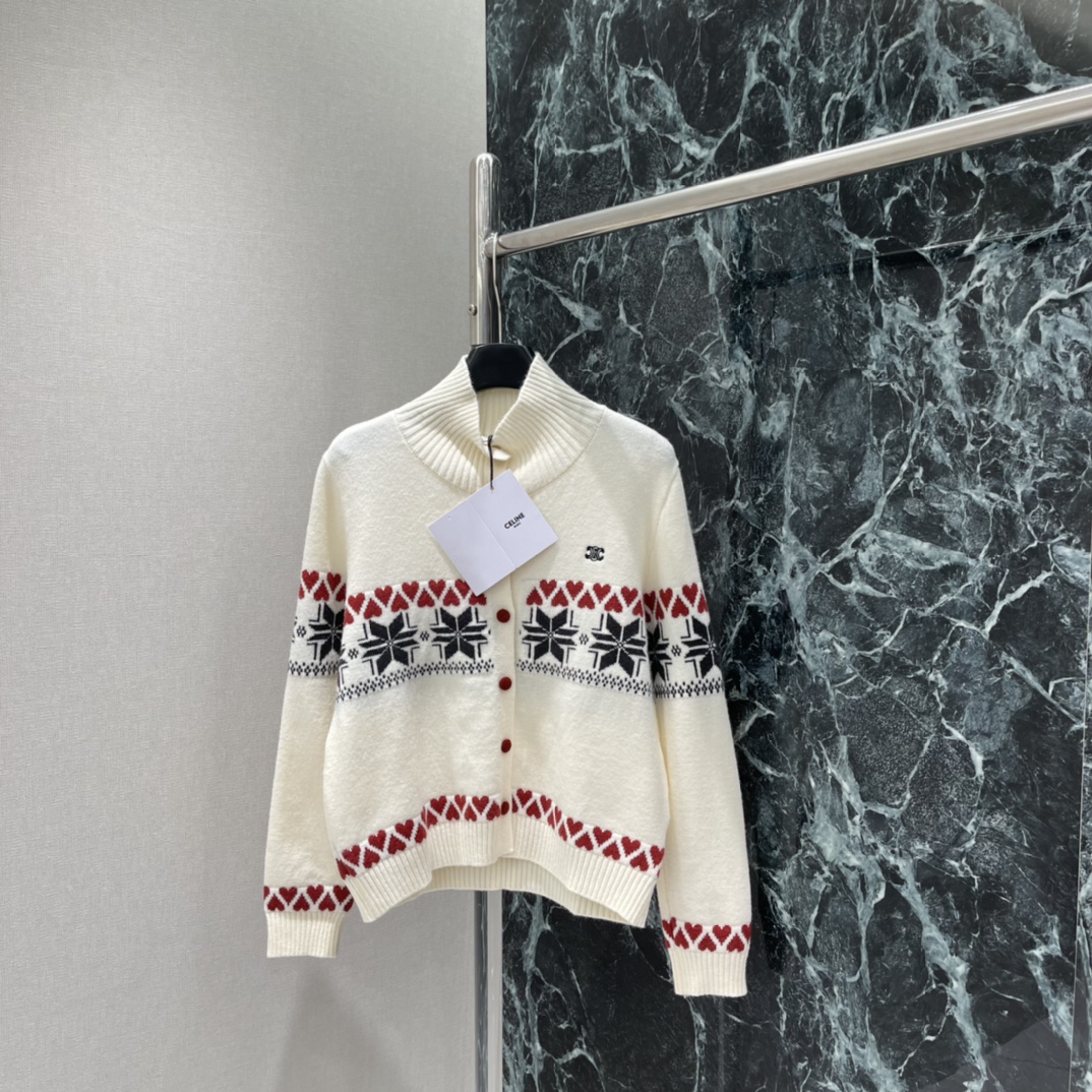 CE 25秋冬新款 费尔岛提花针织开衫 红黑撞色提花 雪花和爱心图案超有节日氛围 高领设计保暖 单排扣方