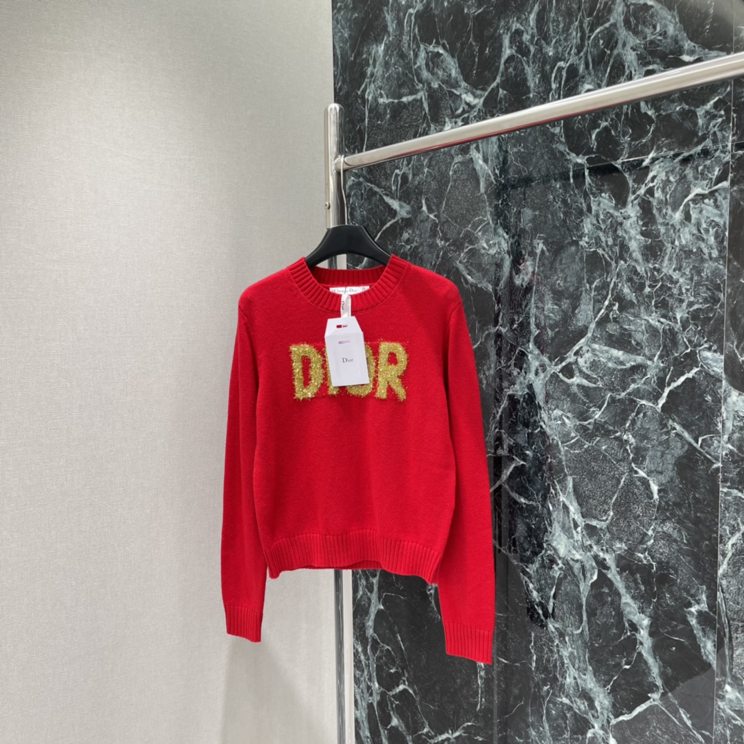 Ｄ家 25秋冬新款 字母提花针织衫 胸前立体品牌字母提花 品牌感满满 辨识度超高圆领套头设计 宽松版型日