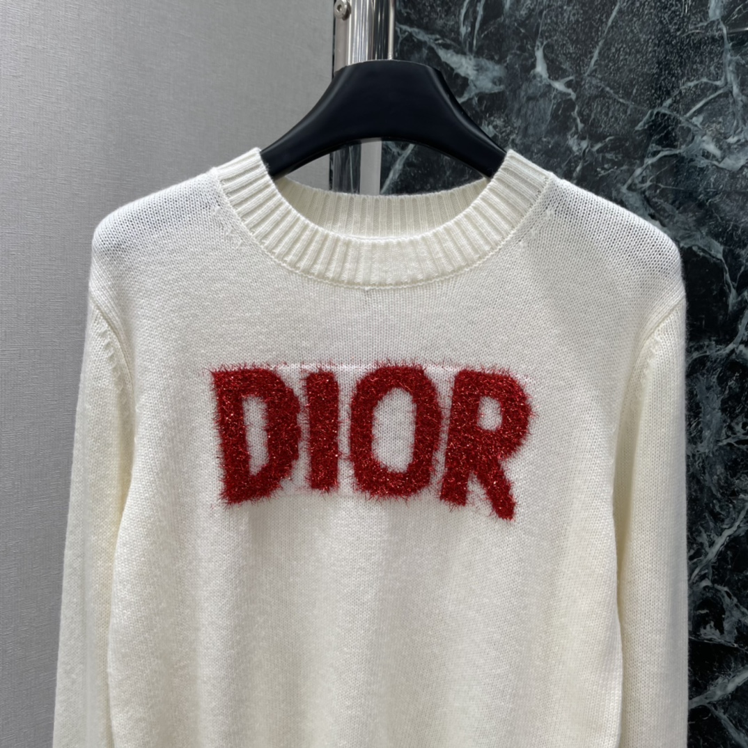 Ｄ家 25秋冬新款 字母提花针织衫 胸前立体品牌字母提花 品牌感满满 辨识度超高圆领套头设计 宽松版型日
