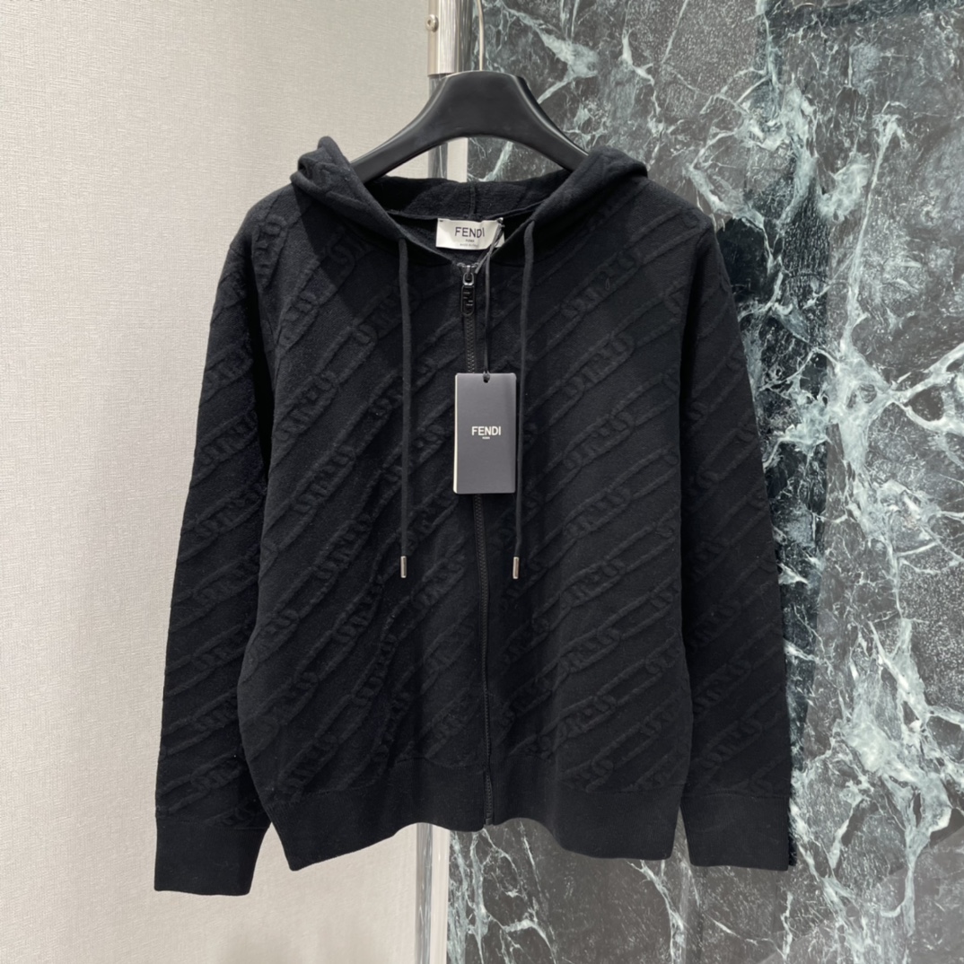 FD 25秋冬新款 锁链提花连帽卫衣 拉链设计方便穿脱连帽休闲感满分!日常或轻运动都能轻松驾驭 搭配牛仔