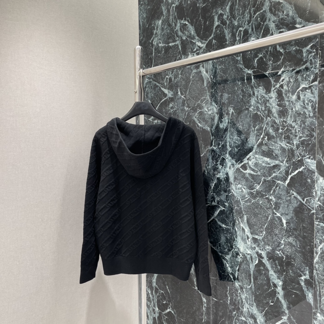 FD 25秋冬新款 锁链提花连帽卫衣 拉链设计方便穿脱连帽休闲感满分!日常或轻运动都能轻松驾驭 搭配牛仔