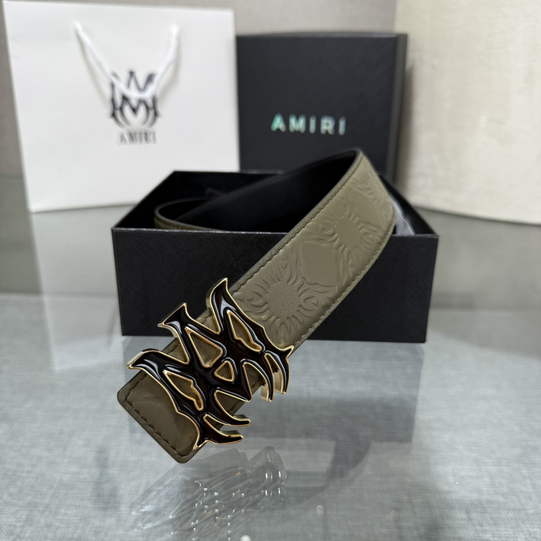 爱美丽AMIRI最新网红爆款双面牛皮皮带配原装盒专柜同步3.8宽新款上市了，原版牛皮，搭配钢扣，优雅，大