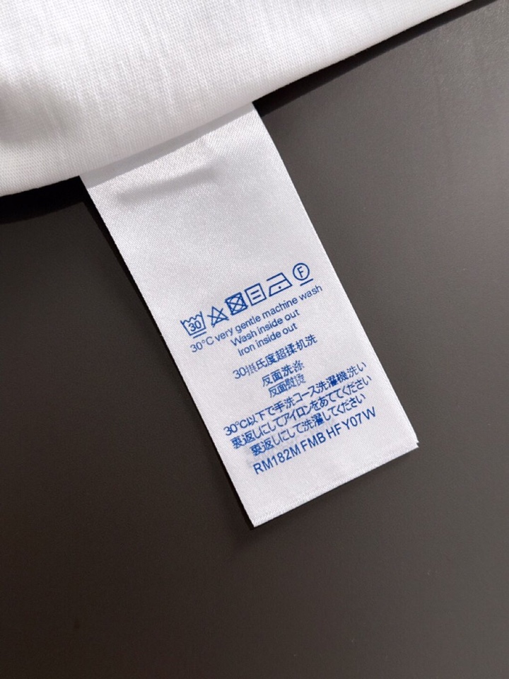 Louis Vuitton 路易威登 LV 驴牌2025SS春夏最新款圆领时尚短袖圆领T恤，官网同步，纯