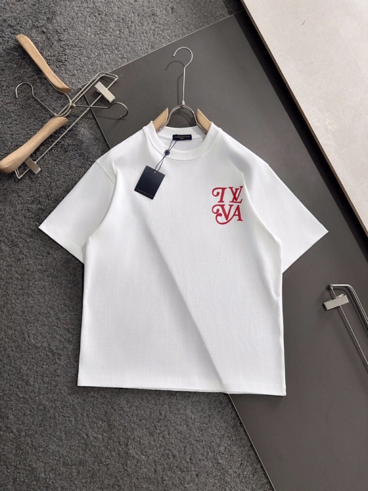 Louis Vuitton 路易威登 LV 驴牌2025SS春夏最新款圆领时尚短袖圆领T恤，官网同步，纯