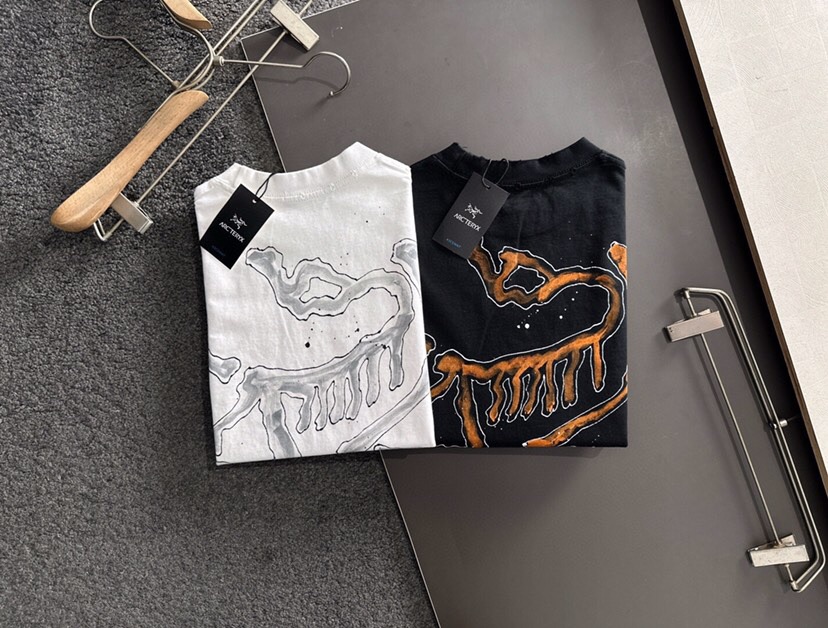 （高版本）(Arcteryx）始祖鸟ARC 2026SS春夏最新款圆领时尚短袖圆领T恤，官网同步，纯棉面