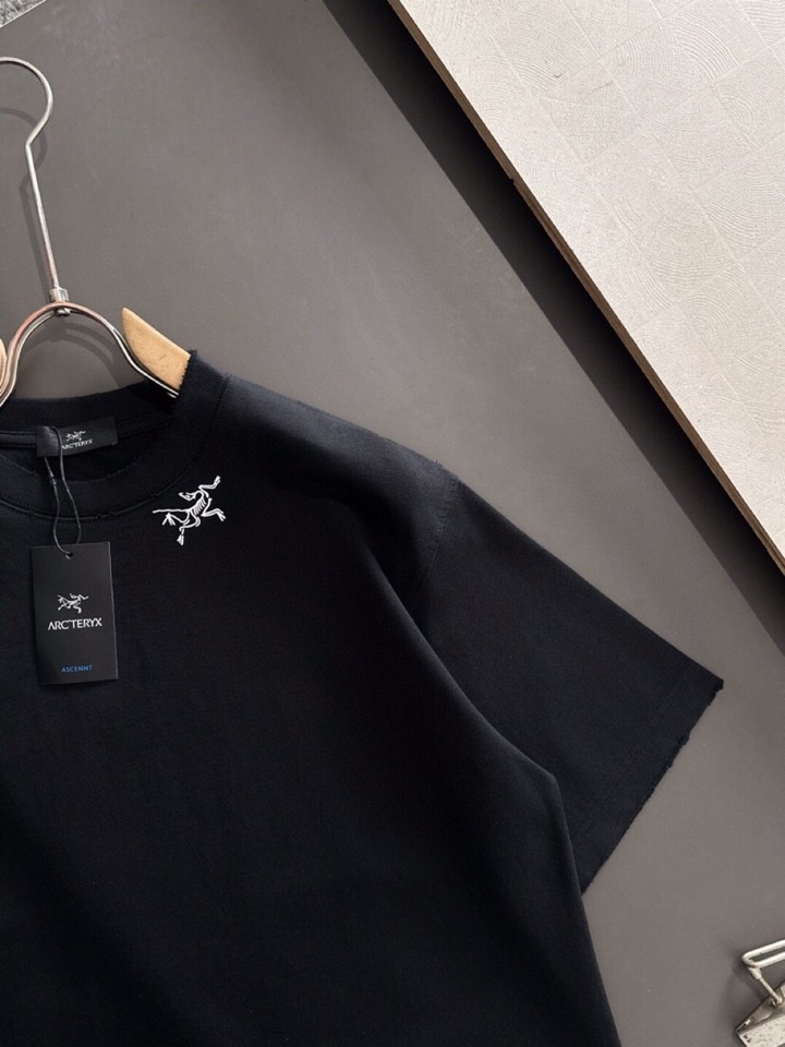 （高版本）(Arcteryx）始祖鸟ARC 2026SS春夏最新款圆领时尚短袖圆领T恤，官网同步，纯棉面