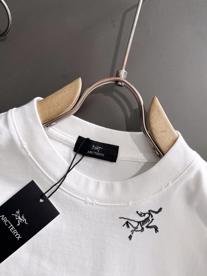 （高版本）(Arcteryx）始祖鸟ARC 2026SS春夏最新款圆领时尚短袖圆领T恤，官网同步，纯棉面