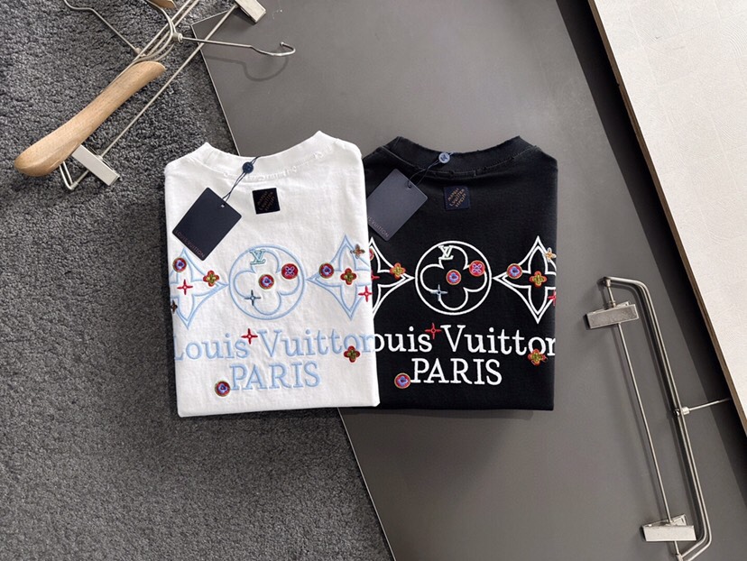 （高版本）Louis Vuitton 路易威登 LV 驴牌2026SS春夏最新款圆领时尚短袖T恤，官网同