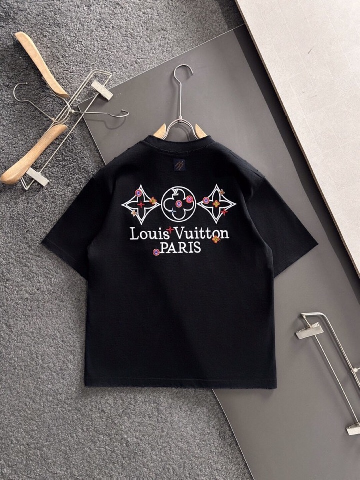 （高版本）Louis Vuitton 路易威登 LV 驴牌2026SS春夏最新款圆领时尚短袖T恤，官网同