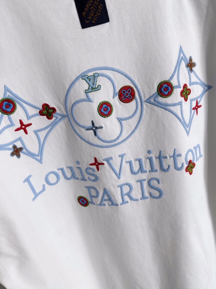 （高版本）Louis Vuitton 路易威登 LV 驴牌2026SS春夏最新款圆领时尚短袖T恤，官网同
