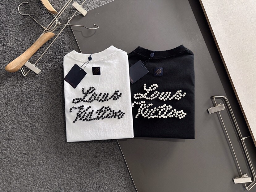 （高版本）Louis Vuitton 路易威登 LV 驴牌2026SS春夏最新款圆领时尚短袖T恤，官网同