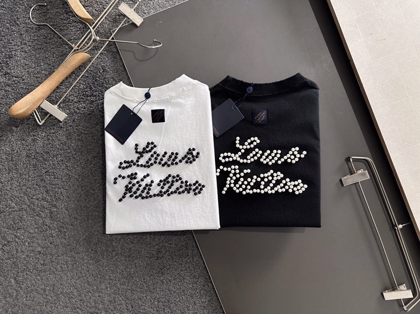 （高版本）Louis Vuitton 路易威登 LV 驴牌2026SS春夏最新款圆领时尚短袖T恤，官网同