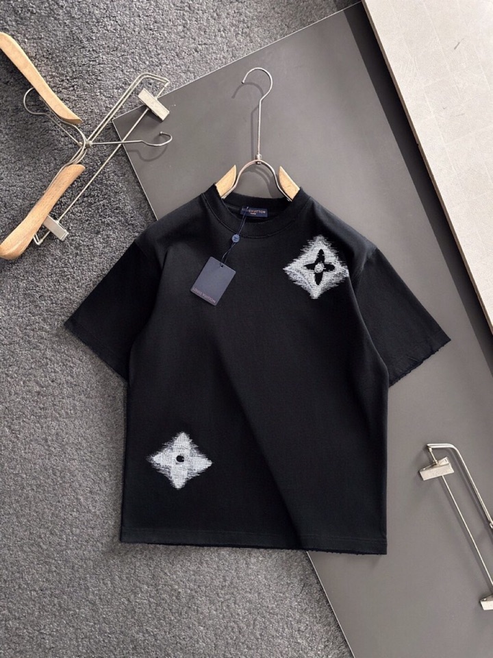 （高版本）Louis Vuitton 路易威登 LV 驴牌2026SS春夏最新款圆领时尚短袖圆领T恤，官