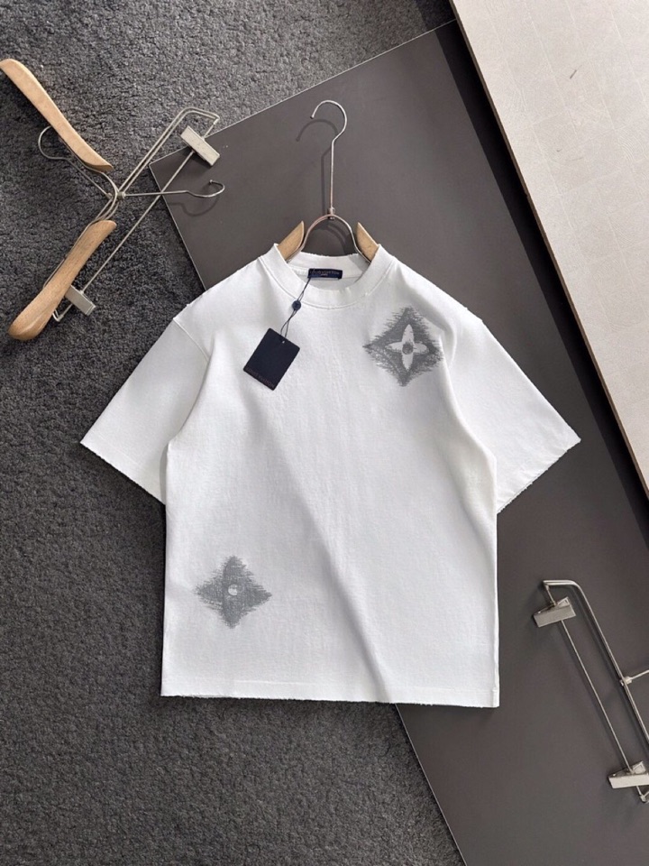 （高版本）Louis Vuitton 路易威登 LV 驴牌2026SS春夏最新款圆领时尚短袖圆领T恤，官