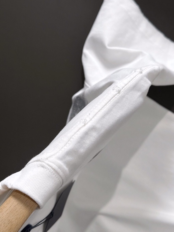 （高版本）Louis Vuitton 路易威登 LV 驴牌2026SS春夏最新款圆领时尚短袖圆领T恤，官