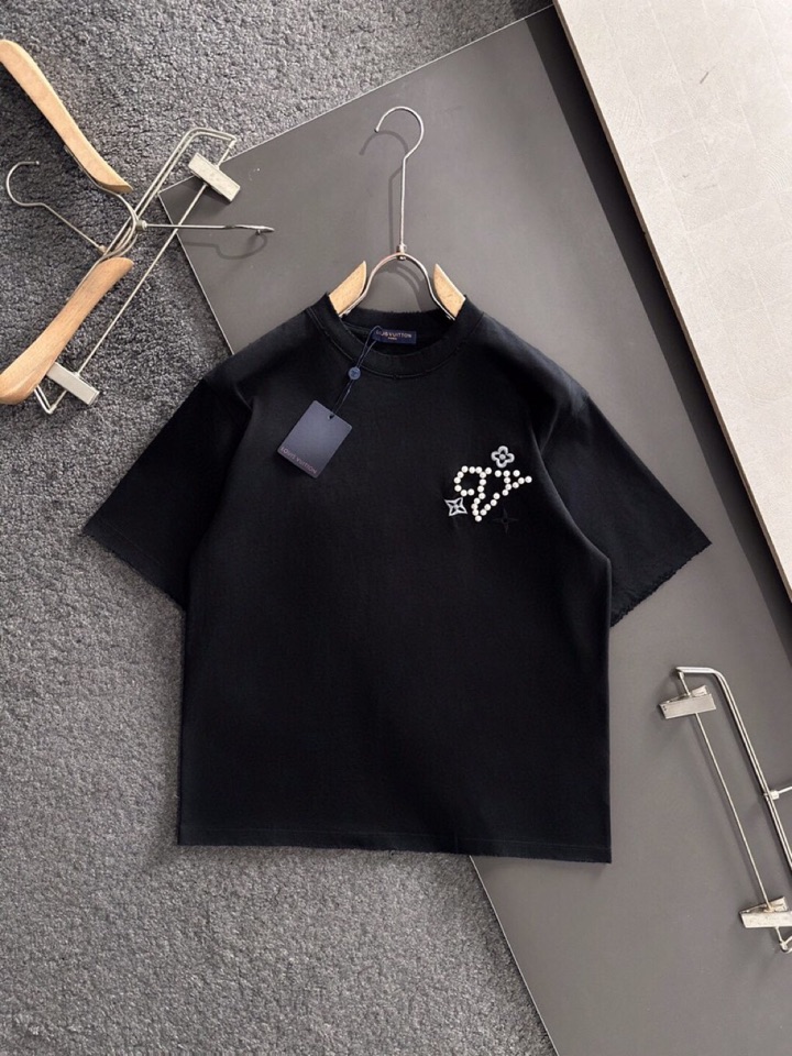 （高版本）Louis Vuitton 路易威登 LV 驴牌2026SS春夏最新款圆领时尚短袖圆领T恤，官