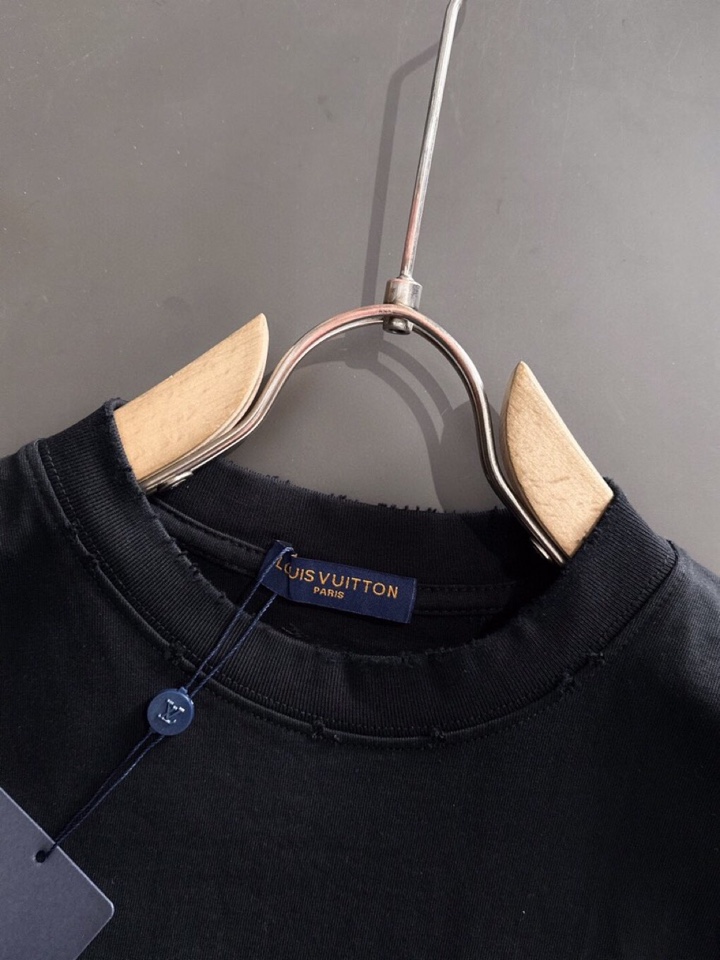 （高版本）Louis Vuitton 路易威登 LV 驴牌2026SS春夏最新款圆领时尚短袖圆领T恤，官