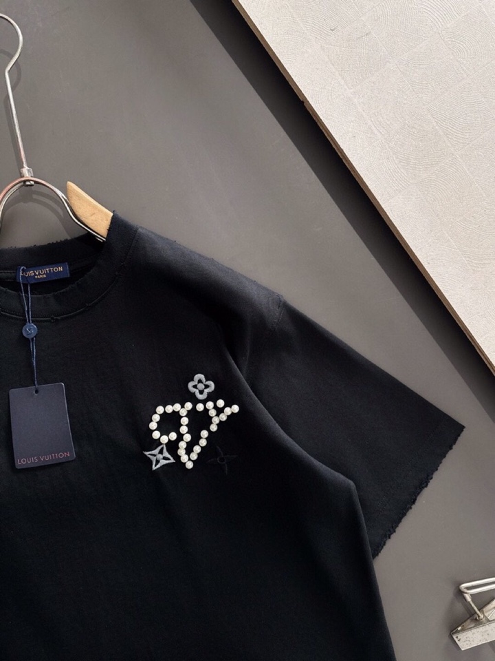 （高版本）Louis Vuitton 路易威登 LV 驴牌2026SS春夏最新款圆领时尚短袖圆领T恤，官