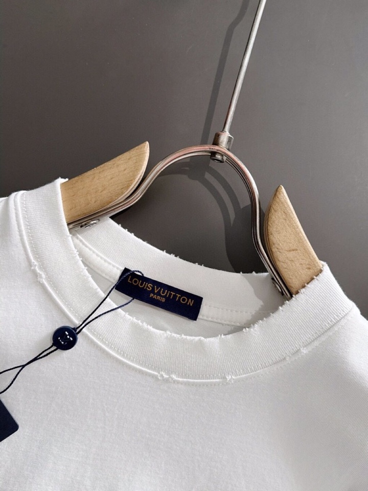 （高版本）Louis Vuitton 路易威登 LV 驴牌2026SS春夏最新款圆领时尚短袖圆领T恤，官