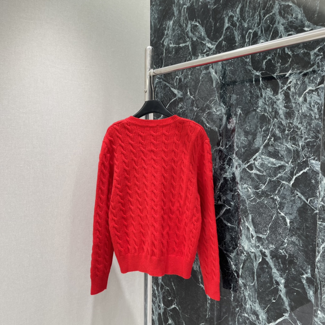 拉夫 25秋冬新款 麻花V领毛衣 经典麻花纹理+V领设计简约复古又百搭!胸前小马刺绣品牌辨识度满分 细节