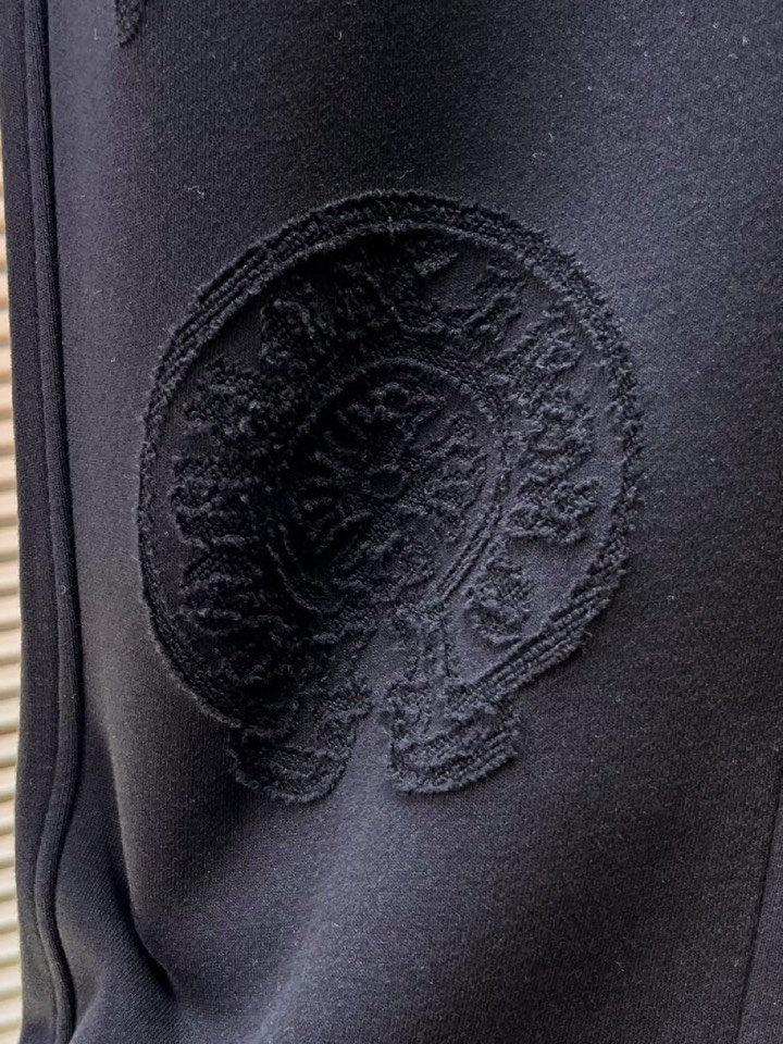 Chrome Hearts 克罗心2025秋冬新款休闲裤！官网同步发售。品牌经典LOGO休闲裤 ，定制面