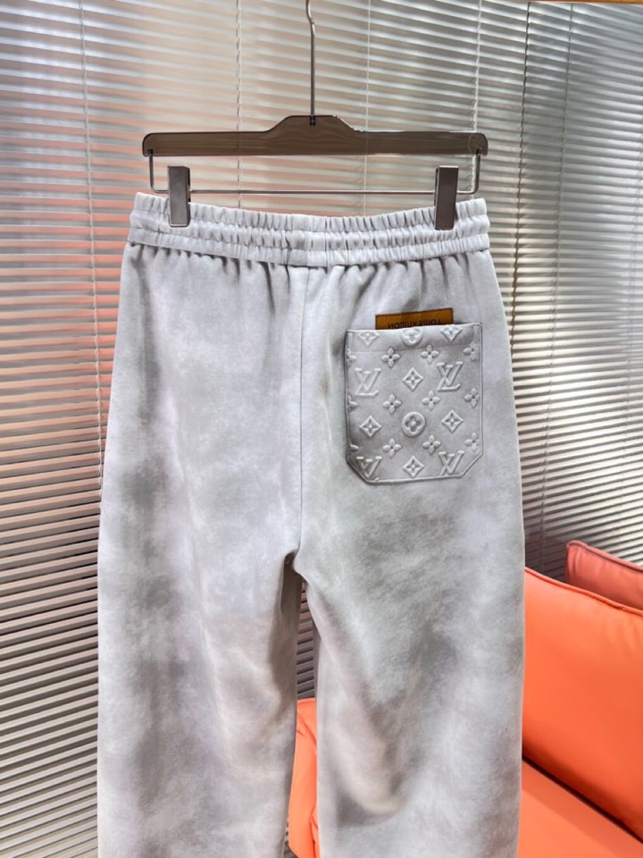 Louis Vuitton 路易威登 LV 驴牌2025秋冬新款休闲裤！官网同步发售。品牌经典LOGO休