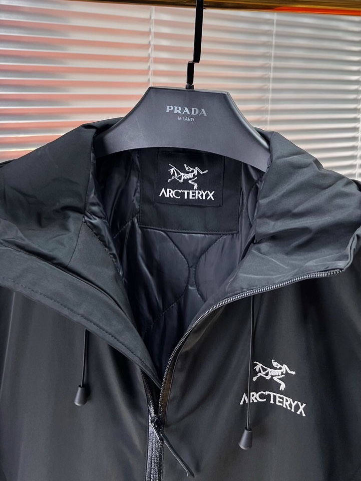(Arcteryx）始祖鸟2025秋冬棉服夹克外套，定制原版logo五金，精致工艺面料，顶级元素融合打造