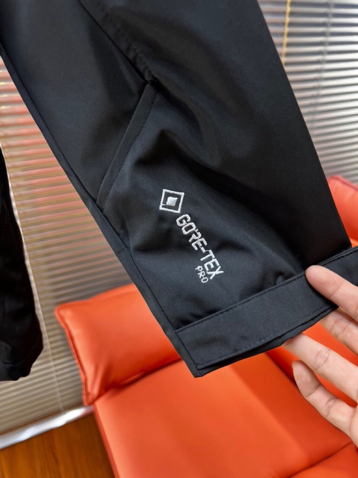 (Arcteryx）始祖鸟2025秋冬棉服夹克外套，定制原版logo五金，精致工艺面料，顶级元素融合打造