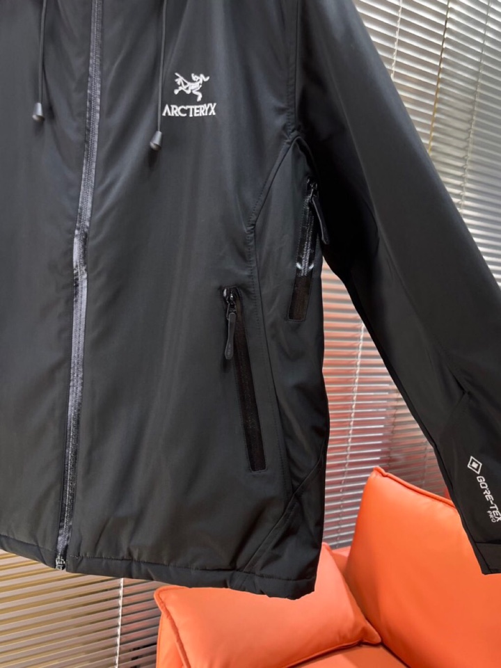 (Arcteryx）始祖鸟2025秋冬棉服夹克外套，定制原版logo五金，精致工艺面料，顶级元素融合打造
